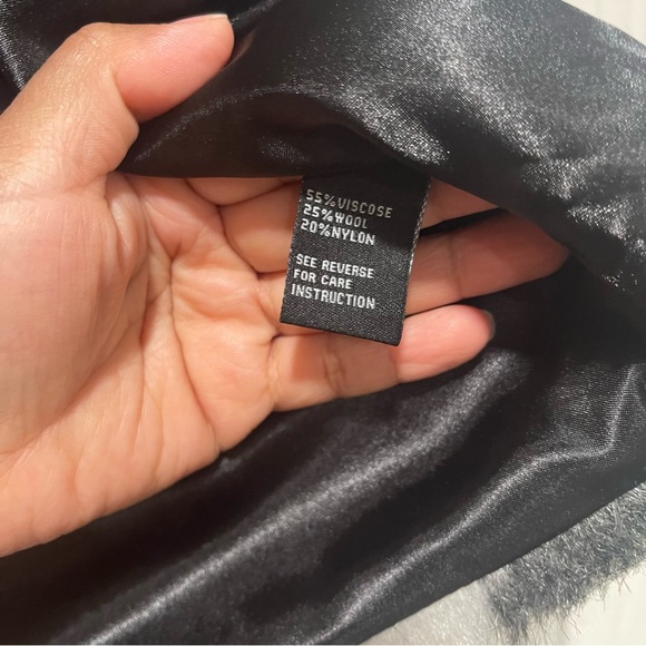 Cliche’ chevron faux fur jacket in size XL - Picture 9 of 9